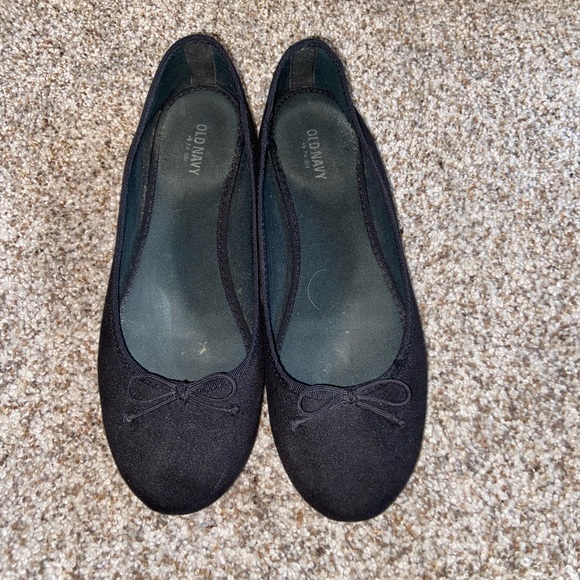 Old Navy Shoes - Old navy black flats